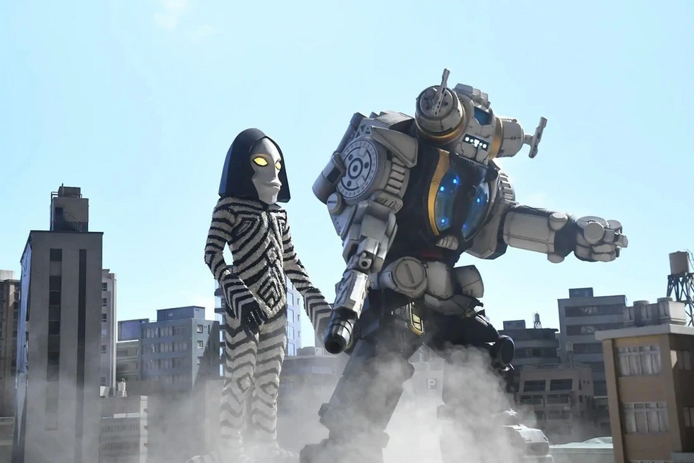 My Shiny Toy Robots: Toybox REVIEW: S.H. Figuarts SC-3 King