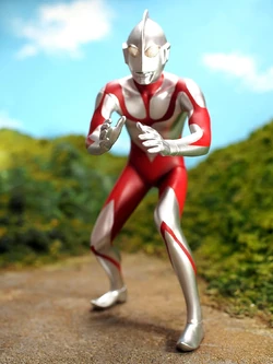 CCP-1-6-Tokusatsu-Series-Shin-Ultraman-Fighting-pose