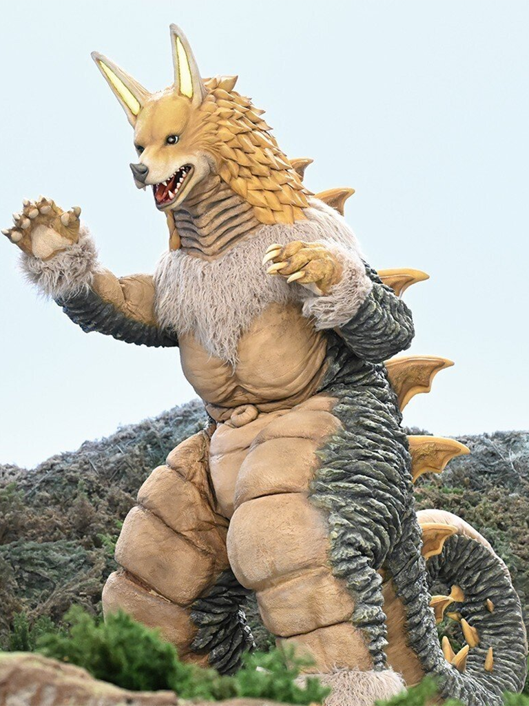 DRAKONIKO 怪獣サヌス ILUILU IZUMONSTER DRAKONIKO 怪獣サヌス ILUILU IZUMONSTER