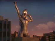 Imitation Ultraman Dyna transforms.png (757 KB) Imit-Ultraman Dyna transforms directly into Miracle-Type
