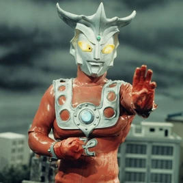 Ultraman Leo