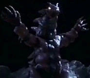 Monsarger charges fireball.jpg (21 KB) Mons-Ahgar charges its "Destructive Light Bullet" (大破壊光弾)