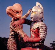 Alien Bud vs. Ultraseven
