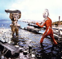 King Joe vs. Ultraseven 8