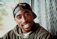 2Pac smiling