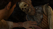 Nate trouve le corps de Francis Drake