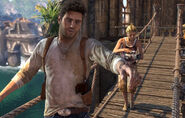 Elena und Nate überqueren die Hängebrücke