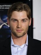 Mike Vogel (3)