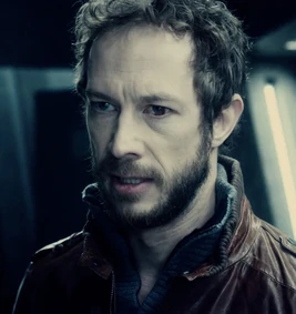 Underworld - Awakening (2012).mp4 snapshot 01.04.18 -2017.08.25 23.54.18-