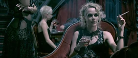 Underworld (2003).mp4 snapshot 01.07.42 -2017.07.02 00.58.25-.jpg (238 KB)