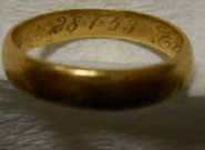 28-1-1953 Inscribed on the band