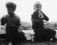 Derek-and-David-DAlton.jpeg (107 KB)