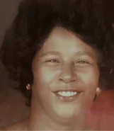 Melinda Holder 2.jpeg (174 KB)