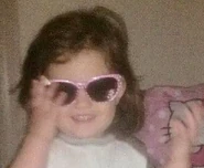 BellaBond2.jpg (70 KB)