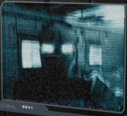 Un membro dell'equipaggio della Valor parla attraverso il RIG di Isaac.