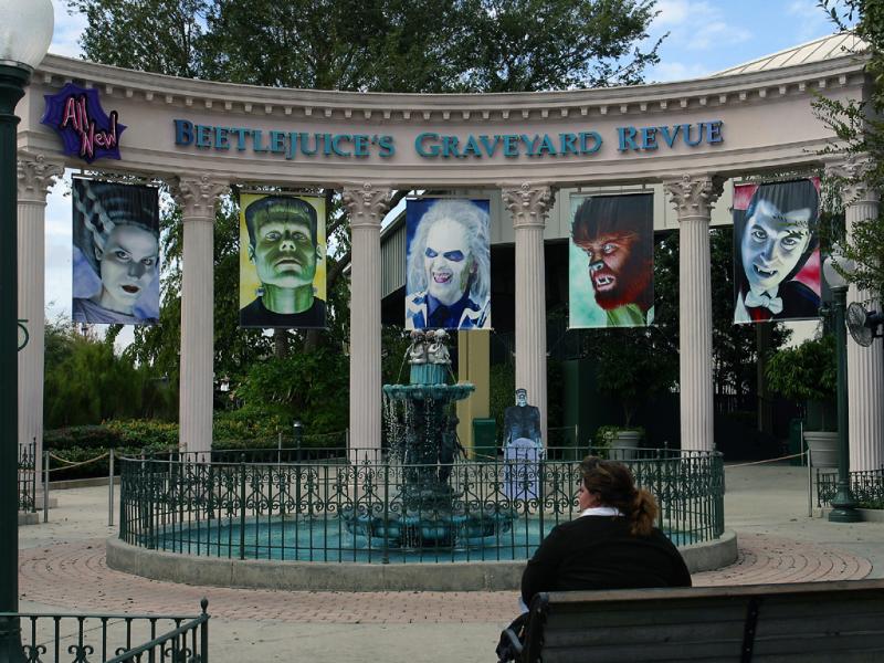 Beetlejuice's Rock 'n' Roll Graveyard Revue'-Universal Monsters Merchandise  Released at Universal Studios Japan - WDW News Today