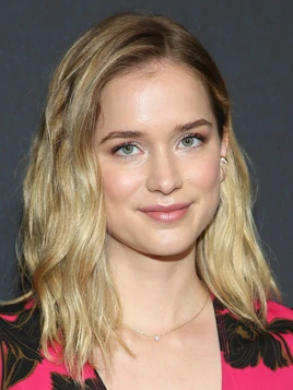 Elizabeth Lail Universal Studios Wiki Fandom