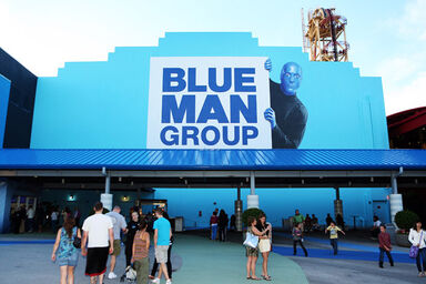 Blue Man Group (Universal Orlando) - Wikipedia