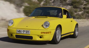 RUF CTR Yellow Bird 1987 ,1988Silverスパーク PARA64 1987 RUF CTR Yellowbird Silver RHD 1:64 - PAR65298