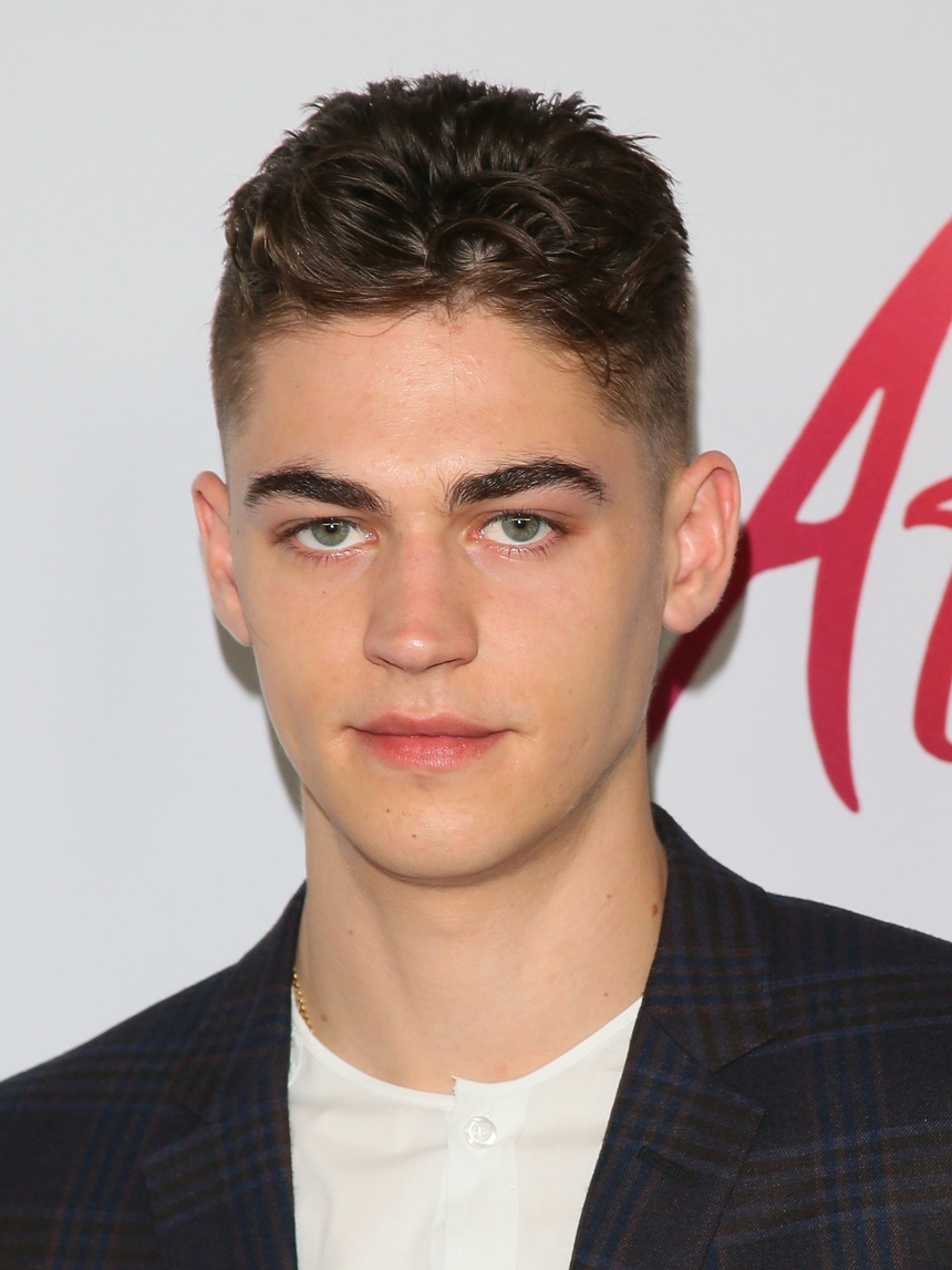 Hero Fiennes Tiffin Wiki Universo Reynández Fandom