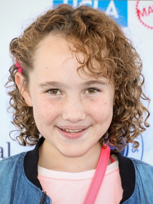 Nev Scharrel | Wiki Universo ReyNández | Fandom