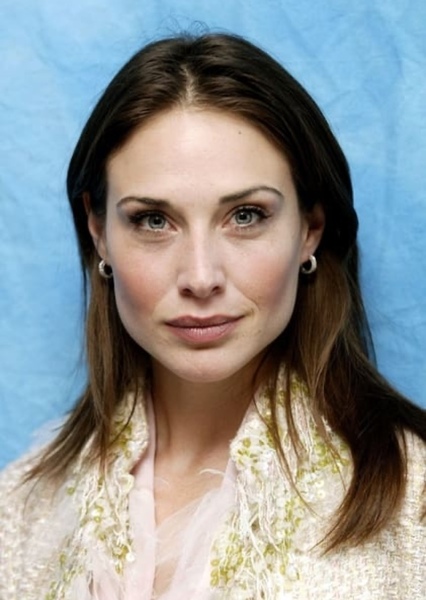 Claire Forlani Biography