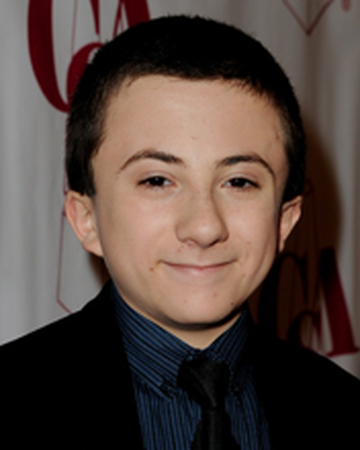 Atticus Shaffer Steven Universe Wiki Fandom Rolul pentru care shaffer este pana acum cel mai cunoscut este cel al lui brick heck, un personaj din serialul de. atticus shaffer steven universe wiki