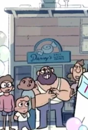 Cartel de Danny's visto en el fondo de la escena