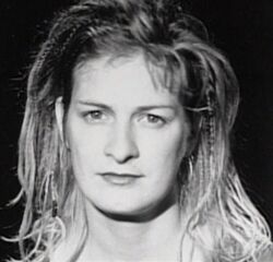 Mia zapata1