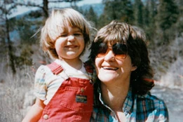 Laura Bradbury (left)