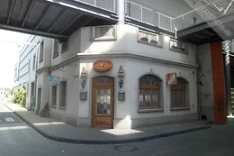 Das Schiller (Vorderansicht)