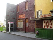 Kiosk.jpg (46 KB) Kiosk mit der alten Schneiderei (Gesamtansicht)