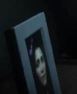 Framed photo.png (45 KB) Another look at Hannah's bow.