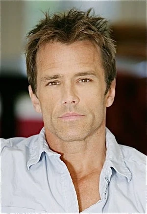 Scott Reeves as Steve Webber