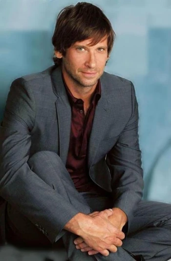 Roger Howarth as Franco Baldwin