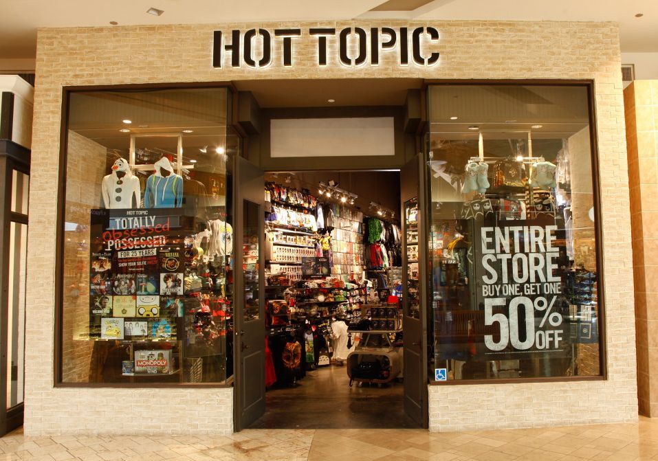 largest hot topic store