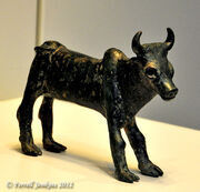 Bull-bronze-samaria-region im fjenkins091312 141t