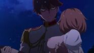 Akira Hiragi helps Hibiki Kenjo and Kasumi Shigure.