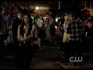 FestivalNoitedoCometa.png (298 kB) [[Stefan, Elena, Matt, Caroline e Tyler no festival.