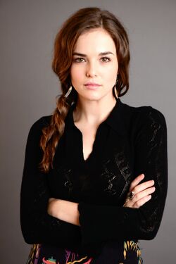 zoey deutch vampire academy