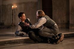 IWTV-SE1-E01-Promo-In-Throes-of-Increasing-Wonder-36-Louis-Lestat