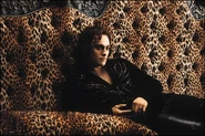 Stuart Townsend as Lestat in Queen of the Damned (2002)