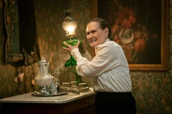 Carlotta tries to kill Rowan