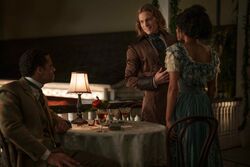 IWTV-SE1-E01-Promo-In-Throes-of-Increasing-Wonder-18-Louis-Lily-Lestat