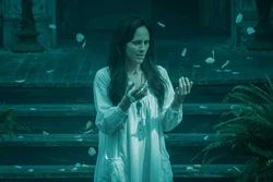 MW-SE1-E02-Promo-The-Dark-Place-25-Deirdre