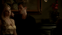 TVD313-106-Woman-Klaus