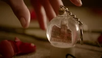 816-Snow Globe-Stefans Memorial.png (1.92 MB)