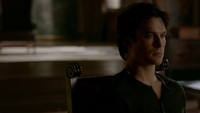 810-002-Damon