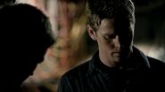 302VampireDiaries1005