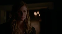 7X06-121-Valerie.jpg (36 KB)